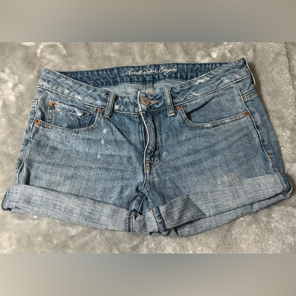 American Eagle Denim Shorts size 6 - Picture 1 of 7